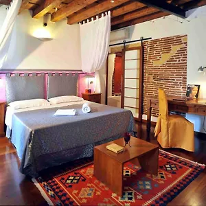 Bed & Breakfast Antica Via Roma Garden View, Verona
